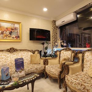 Taksim Brand Suite